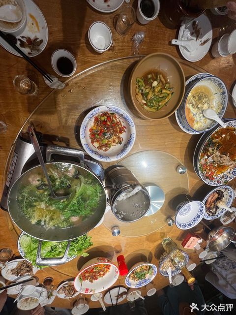 鄰里佬湘餐廳體驗分享 地道湘菜與便捷小吃服務