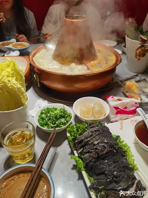 百年傳承，銅鍋飄香 前門大柵欄店正餐服務體驗